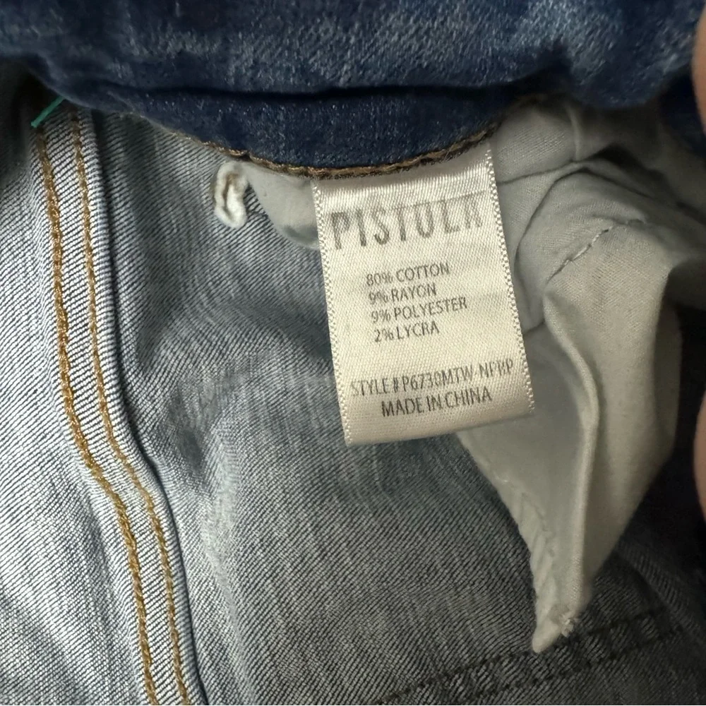 Pistola Women’s Arielle Skinny Scissor‎ Cut Hem Jean Size 25